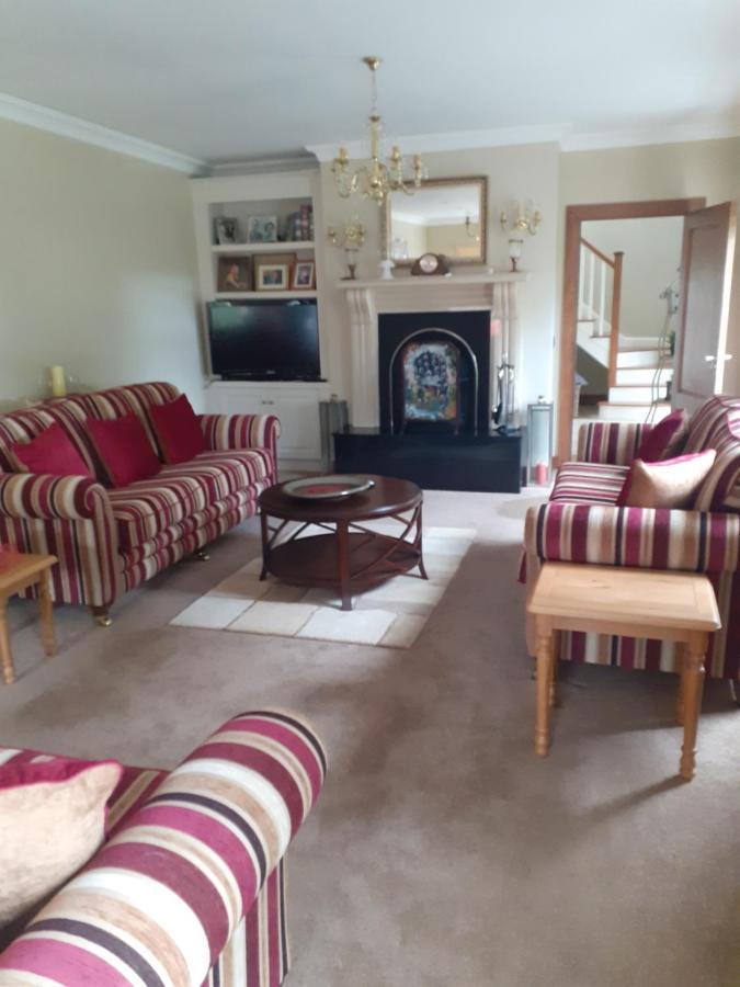 Single Or Twin Room In Lovely Country Residence Nobber Exteriér fotografie
