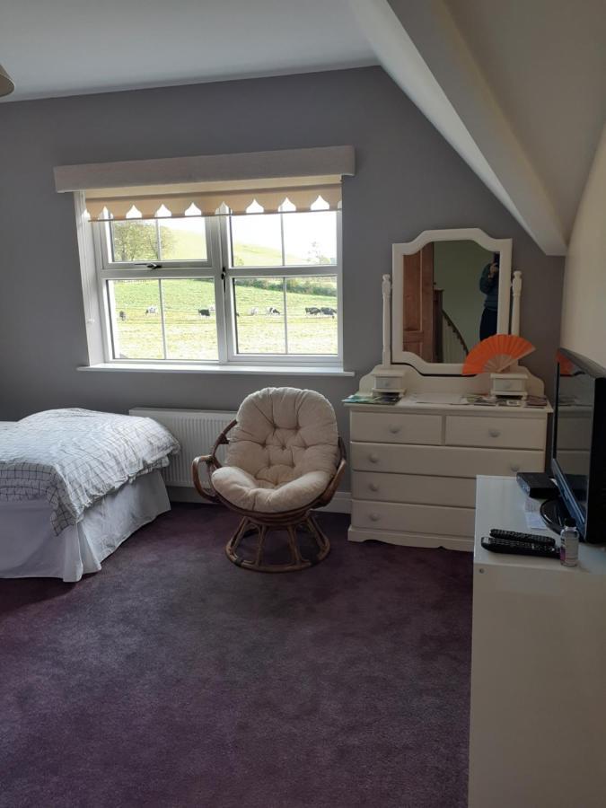 Single Or Twin Room In Lovely Country Residence Nobber Exteriér fotografie